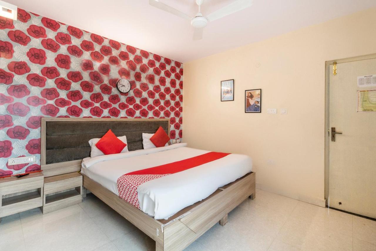 Hotel O Golden Inn Near Cubbon Park Bangalore Eksteriør billede