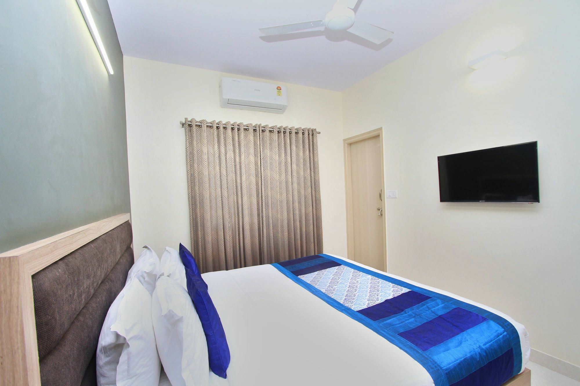 Hotel O Golden Inn Near Cubbon Park Bangalore Eksteriør billede